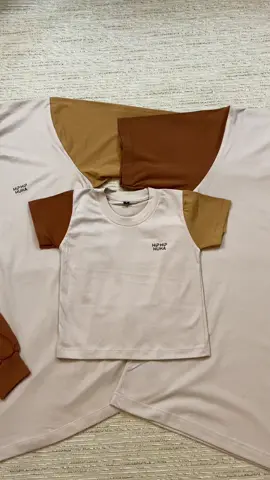 Bosen baju kembaran yang design nya  itu-itu aja?                          Kenalin,Senada Series “Bumi” dari @Hiphiphuka ini bukan sekedar kaos,tapi booster percaya diri buat kamu dan keluarga tercinta. Dengan design unik yang anti-mainstream dan palet warna soft yang hangat,Series Bumi siap memberikan vibes harmonis di setiap moment berharga. Jaminan tampil kompak tanpa terlihat norak! #HipHipHuka #HappyInSimplicity #unboxingshopee #familylook #bajucouple 