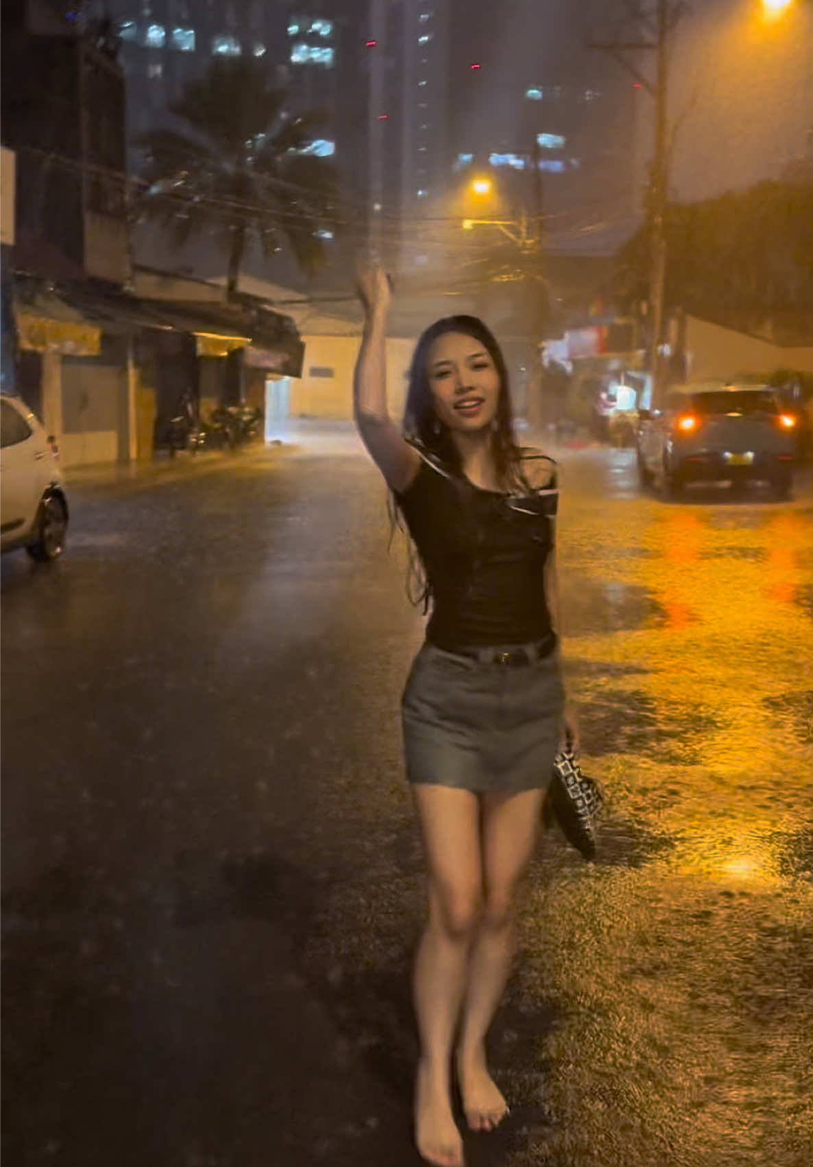 Lose yourself in the rain, with my song ⛈️💃 #shayda #singing #album #rnb #musictaste 