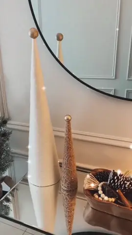 DIY Christmas trees #holidaydecor #DIY #christmasideas #christmasdiy #onthisday 