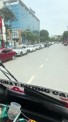 Mấy bạn đồng bằng bảo Yên Bái đi lại toang bằng ngựa ăn cơm mèn mén 😂😂. Nhưng xin thưa người Yên Bái đi ngựa nhưng ngựa này lạ lắm. #yênbái #tuanthu 