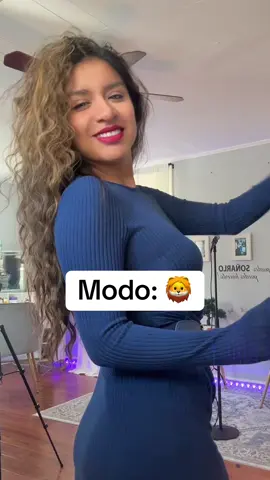 Feliz Miércoles a todos 💙 #fyp #pose #ecuatoriana #ny 