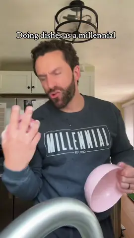 Let’s boogie our way through the rest of the week HAPPY HUMMPDAYYY #millennial #dance 