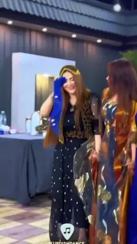 ومِثل عيونِك ﭑلحِلوات ما شايف  #الحديدين_ولهيبة_تسطر515 #الحديدين_الهواشم515 #متابعه_ولايك_واكسبلور_فضلا_ليس_امر #الحديديه🎶❤ #محمود_العامري 