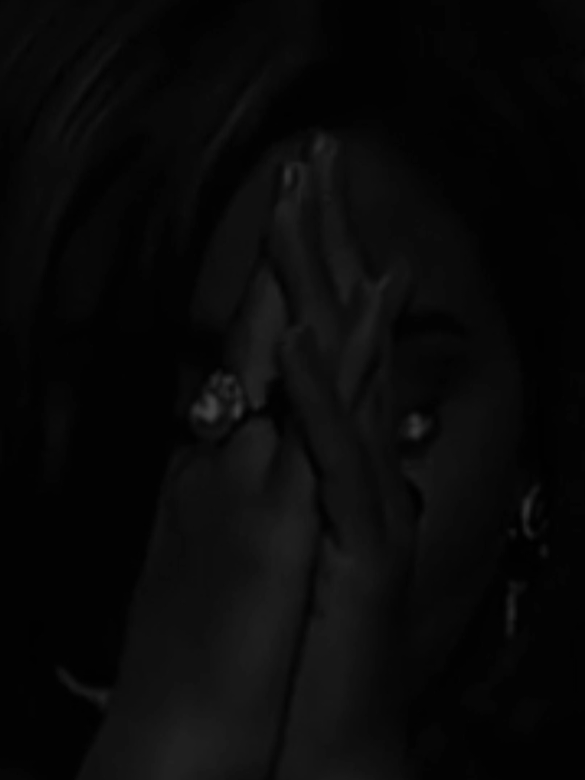 عن حزن شرين في الاغنية دى ...💔🩹 #تصميم_فيديوهات🎶🎤🎬 #sherin #شرين_عبد_الوهاب #شرين #استوريهات 