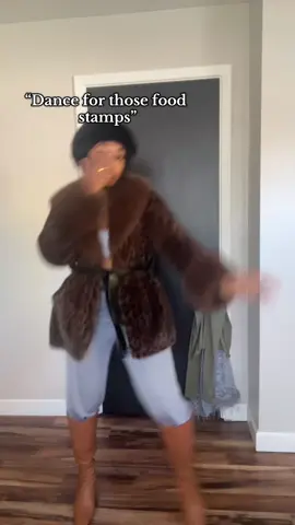 Yall think trump gonna give me mine back😭 #dance #trump #fyp #foodstamps #furcoat 