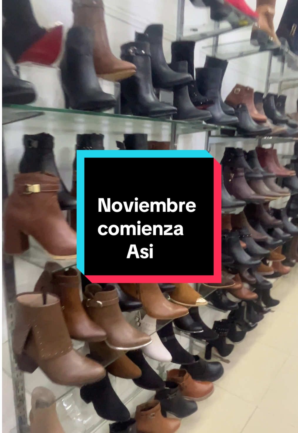 👢✨ Noviembre llegó con estilo… y tus pasos lo saben😍 Comodidad, elegancia y ese toque chic que no puede faltar en tus outfits. 📦 Envíos a toda Colombia 🇨🇴 💬 Escríbenos al WhatsApp para pedir los tuyos  #fyp #foryoupage #viral #trending #OOTD                 