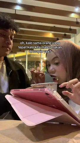 sabar bgt buat yg cewenya gtm ini 