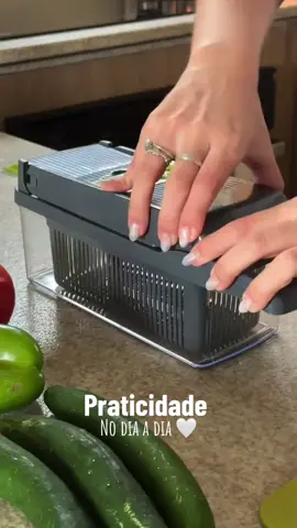 E essa mais nova compra que fizzzzz!!!!😱 gente se você nn tem , essa é a hora de ter , agiliza a vida de qualquer dona de casa !  #shoppe #compras #homedecor #cozinha #comprasshopee 