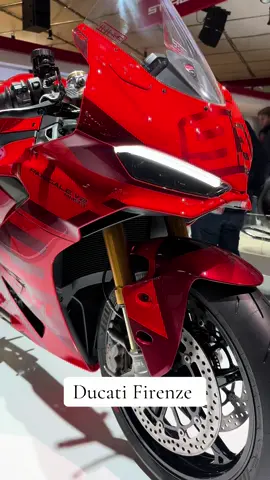 SPECIAL EDITION Panigale V2 MM93 @ducati @Ducati Corse @PANIGALERS #mm93 #marcmarquez #paniagler #panigalev2