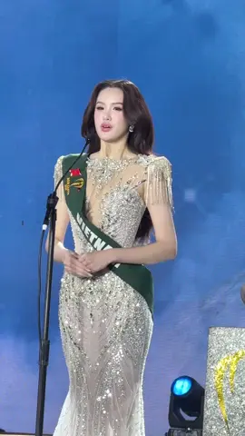 Mỹ Anh trong phần ứng xử với từ khoá Lãnh Đạo #missearth #trinhmyanh #MissEarth #MissEarthVietNam2025 #vietnam 