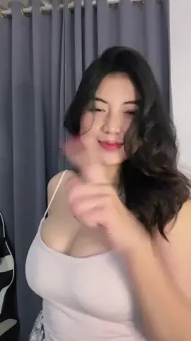 #fyp #dance #cewekcantik #tanktop #18