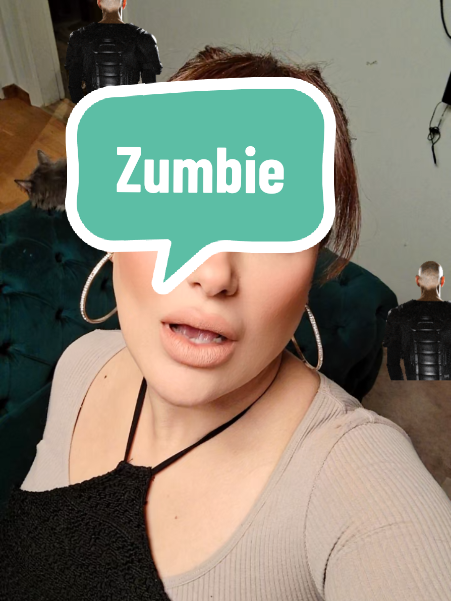 تحذير إلى كل البشر في كل مكان، التزموا بيوتكم وكونوا على استعداد. هناك شيء قادم، والإنسان المصاب لن يكون بوعيه، سيتحوّل إلى كائن لا يرحم، أشبه بمدمن محروم من جرعته، يفعل أي شيء ليحصل عليها. لا تستهينوا بالأمر، فالفوضى تبدأ بخطأ واحد احموا أنفسكم، أغلقوا الأبواب بإحكام، وراقبوا محيطكم. وعندما يقترب الوقت أكثر… سأحذركم من جديد، من باب التذكير 🕯، قبل أن يفوت الأوان #اكسبلور #السعودية #موسم_الرياض #مصر_السعوديه_العراق_فلسطين #الوطن_العربي 