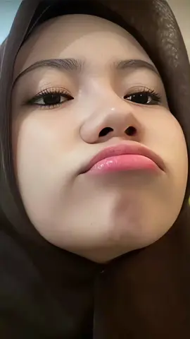 Nih aku spill, cara minum nya 2x pagi dan malam #viral #ruruvie #ruruvieskin #ruruviepemutih #pemutih #pemutihkulit #pemutihbadan #pencerahbadan #pencerahkulit #fyp #masukberanda #ruruvieskinofficial #fypage 