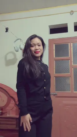 Em cất tất cả vào trong trái tim để dành 🫶🏻 #hoaihoangg #fypシ゚ 