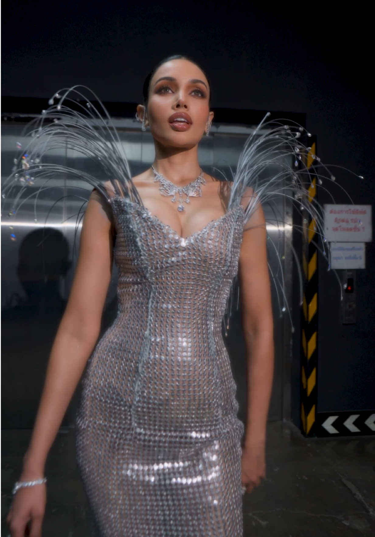 Proudly representing the Land of Smiles — where beauty, grace, and confidence shine through. 🇹🇭✨ @Veena Praveenar  #MGIxMU #MissUniverse   #The74thMissUniverse 