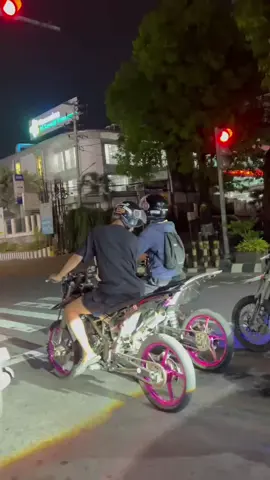 #surex #supermotoherex #klx #dtberkahkurir 