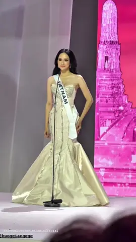 Fancam Hoa hậu Hương Giang tại buổi lễ khởi động Miss Universe 2025 #lollipop_VNteam 