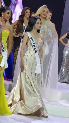 Trả lời @Nguyễn Văn  fancam cận cảnh nhan sắc của Hương Giang tối hôm nay #missuniverse #missuniversevietnam #huonggiang #xhtiktok 