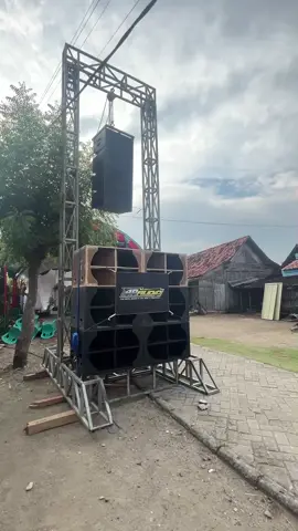 #fyp #raaudio #soundsistemindonesia #soundsistembloraselatan #midelkruwek 