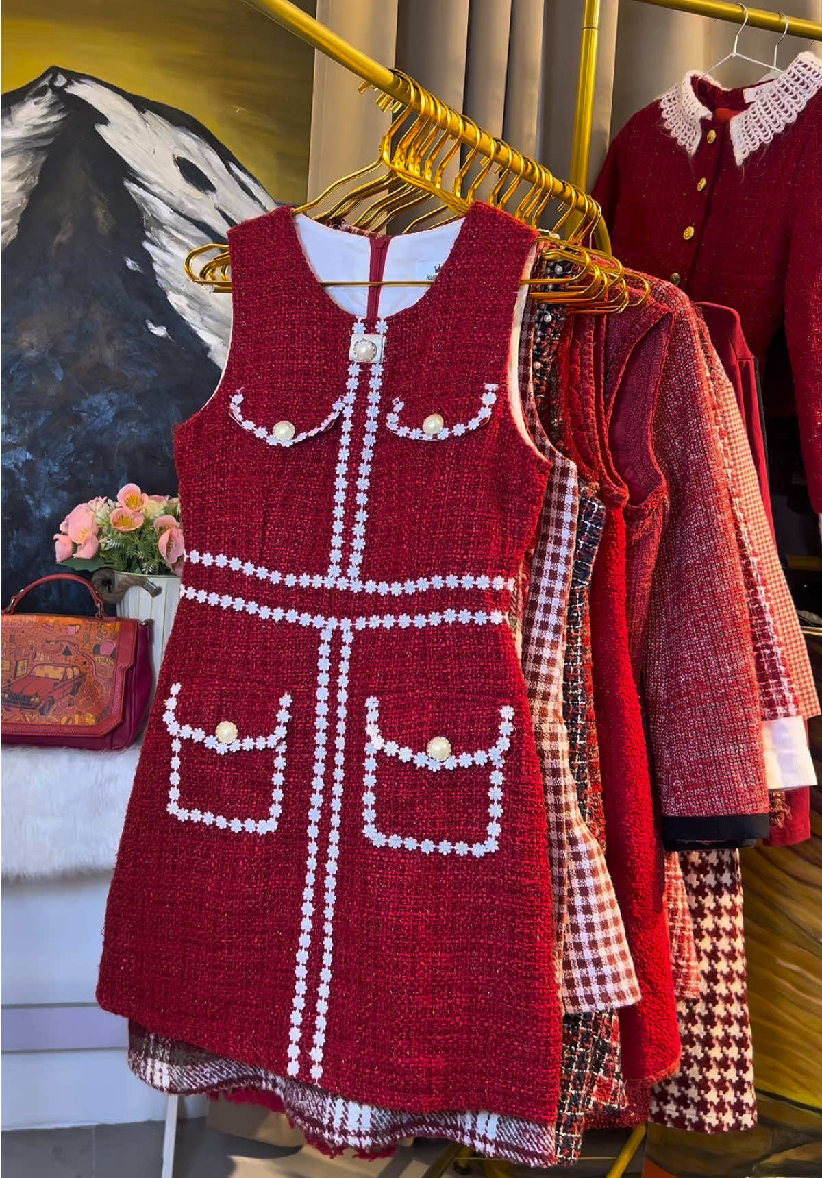 50 days before christmas, a red dress is always a winning choice ❤️🌲❤️🎄#tweed #tweeddress  #fyppppppppppppppppppppppp  #fypシ゚ 