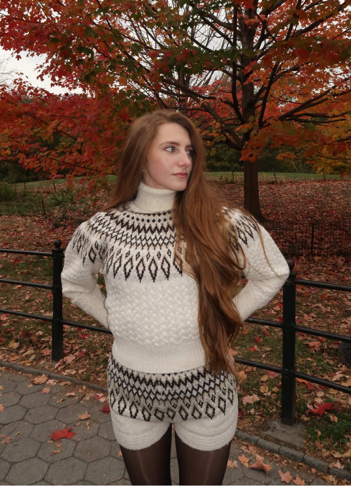 Another day, another fit check in stunning NYC 🤎  This knit set in Central Park is giving me life 🥰 #knitset #centralpark #fallfashion #fallaesthetic 