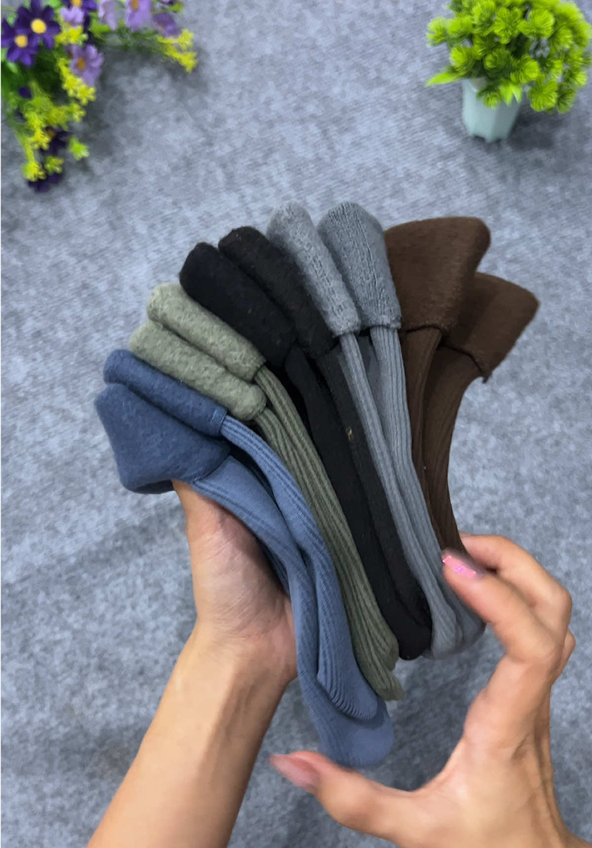 Tất lót lông cho cả bé trai và bé gái #tat #tatchobe #tatlotlong #xuhuong #tranghatay96 