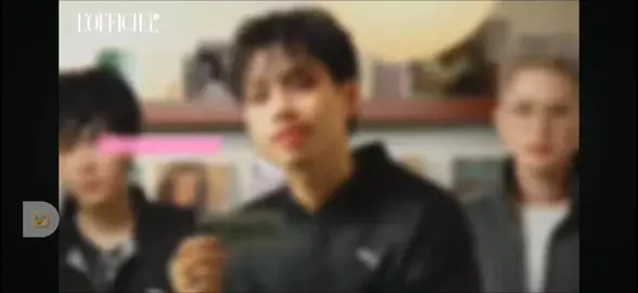 1 chiếc chuông báo thức đến từ timeo#KhoiVu 