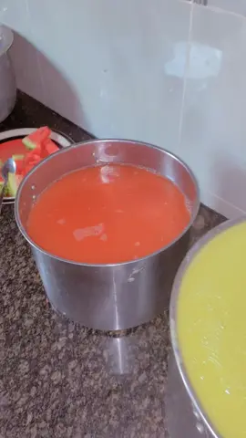 #fypp#first gig as a juicer♥️# in lira city# freshness all the way#for a good Skin glow ,and for all your functions,@mimi,@CEO @Wod Lango ,@favoriteemma1 thank u for supporting ♥️😭me 