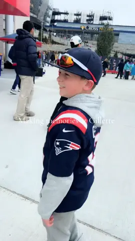 Start them young @New England Patriots  @Patriots Cheerleaders  #newenglandpatriots #gillettestadium we need to get to a game this season🥺 