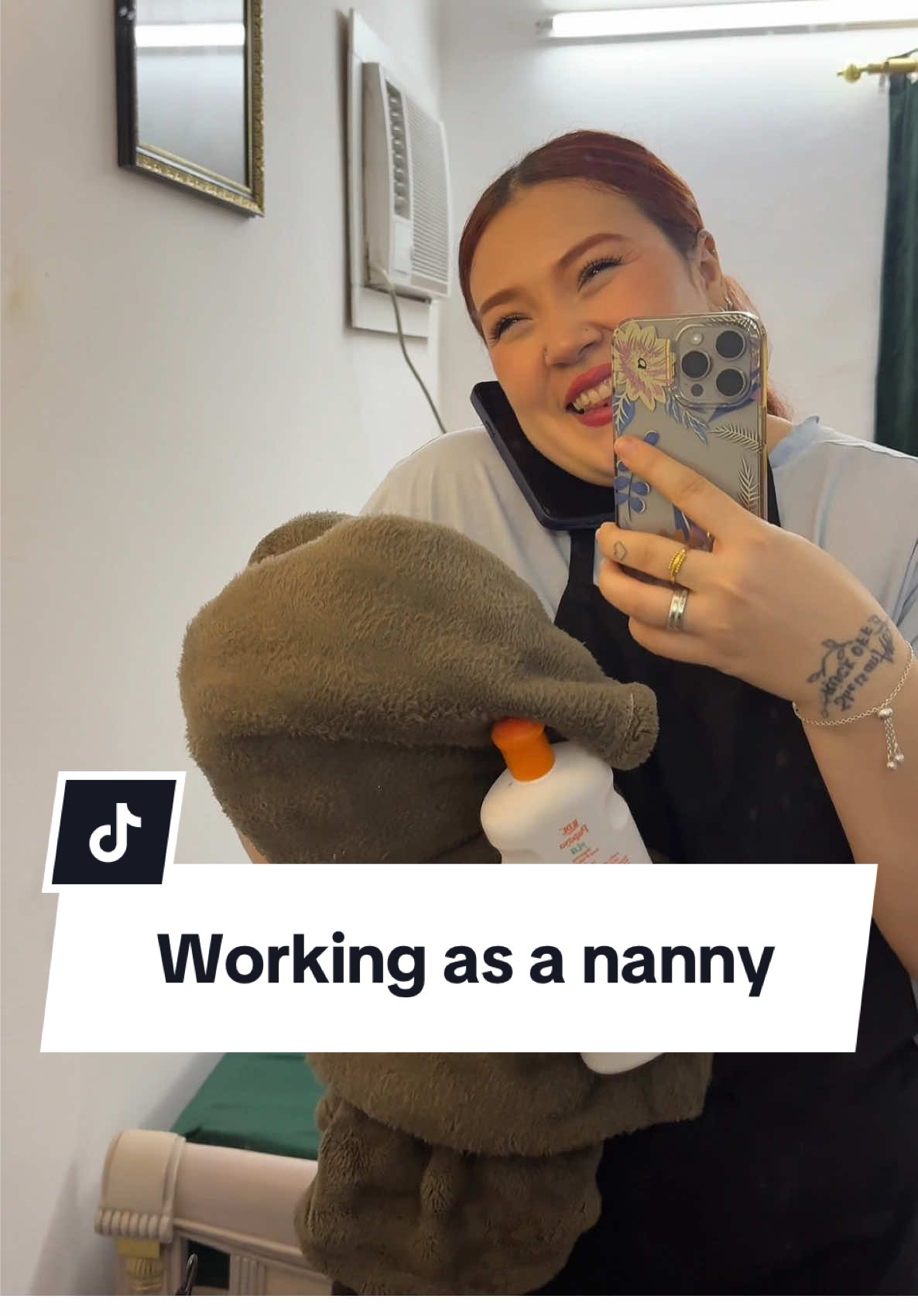 Working as a nanny be like🤭Send to your nanny friend😍and of course like share report 🥳#workingasnanny #babysitter #nannylife #nissomajnoonainqatar #funnyvideos 
