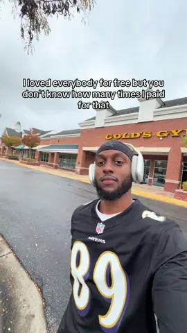 i loved everybody for free… but you don’t know how many times i paid for that 💔 #fyp #realtalk #genz #painquotes #deepthoughts 