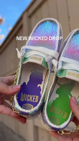 #heydudeshoes #wicked #tiktokshopblackfriday @HeyDude 