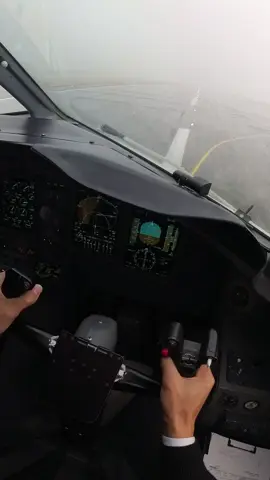 #aviation #pilot #crosswind #takeoff #snow 