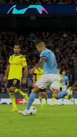 That Cancelo pass 🤩 #UCL #ManCityvsDortmund