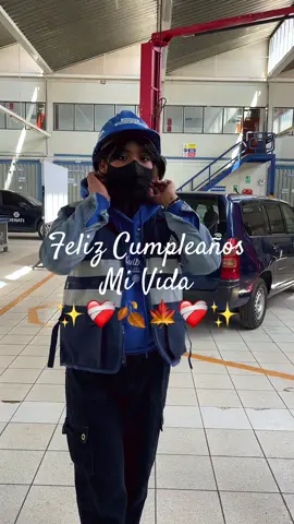 Sé que las palabras no alcanzarán, sé que mi manera de expresarlo está muy por debajo de lo que te mereces y créeme que día con día seguiré haciéndote ver la vida de colores, porque mereces tantas cosas bonitas, mereces el cielo, la luna y las estrellas… eres admirable y bastante tenaz, valiente y resiliente, como no sentir admiración por ti, si en esta generación es difícil encontrar un amor como el tuyo… soy bastante afortunado la verdad, y no sé si leas esto…. Pero déjame decirte que contigo estoy aprendiendo muchas cosas, eres mi primera vez de muchas cosas y mi amor, mi lealtad, mis principios y valores… son tuyos… porque en todo este tiempo…. Solo tú fuiste capaz de enseñarme cómo amar de verdad… Eres todo un ejemplo a seguir ^^ te amo❤️‍🩹❤️✨🍁🍂♥️ @𝑳𝒚𝒂𝒏🍁 #felizcumpleaños #fyppppppppppppppppppppppp #happybirthday #