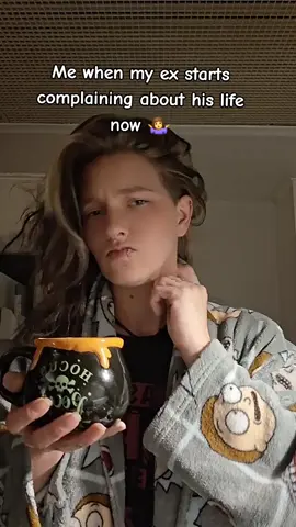 Maybe if you'd stop gambling and drinking your pay c decks your bills would be PAID 🫣🥴#fypシ゚viral #fyp 