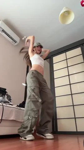 happy hardcoreeee😋 #hardcore #outfit #viral #techno 