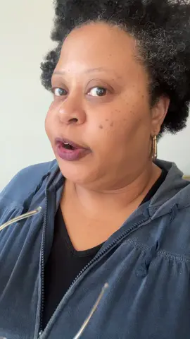 Put your SPF on. You’re welcome ☺️  #spfdaily #wearyourspf 