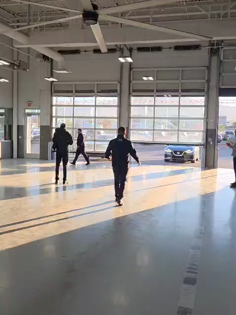 Good morning, El Paso! 🌄 Start your day off right with friendly faces and incredible deals. Visit us today and let’s get you rolling! 🚗🙌 📍 El Paso, TX – 6451 S Desert Blvd #Orale #DameChanza