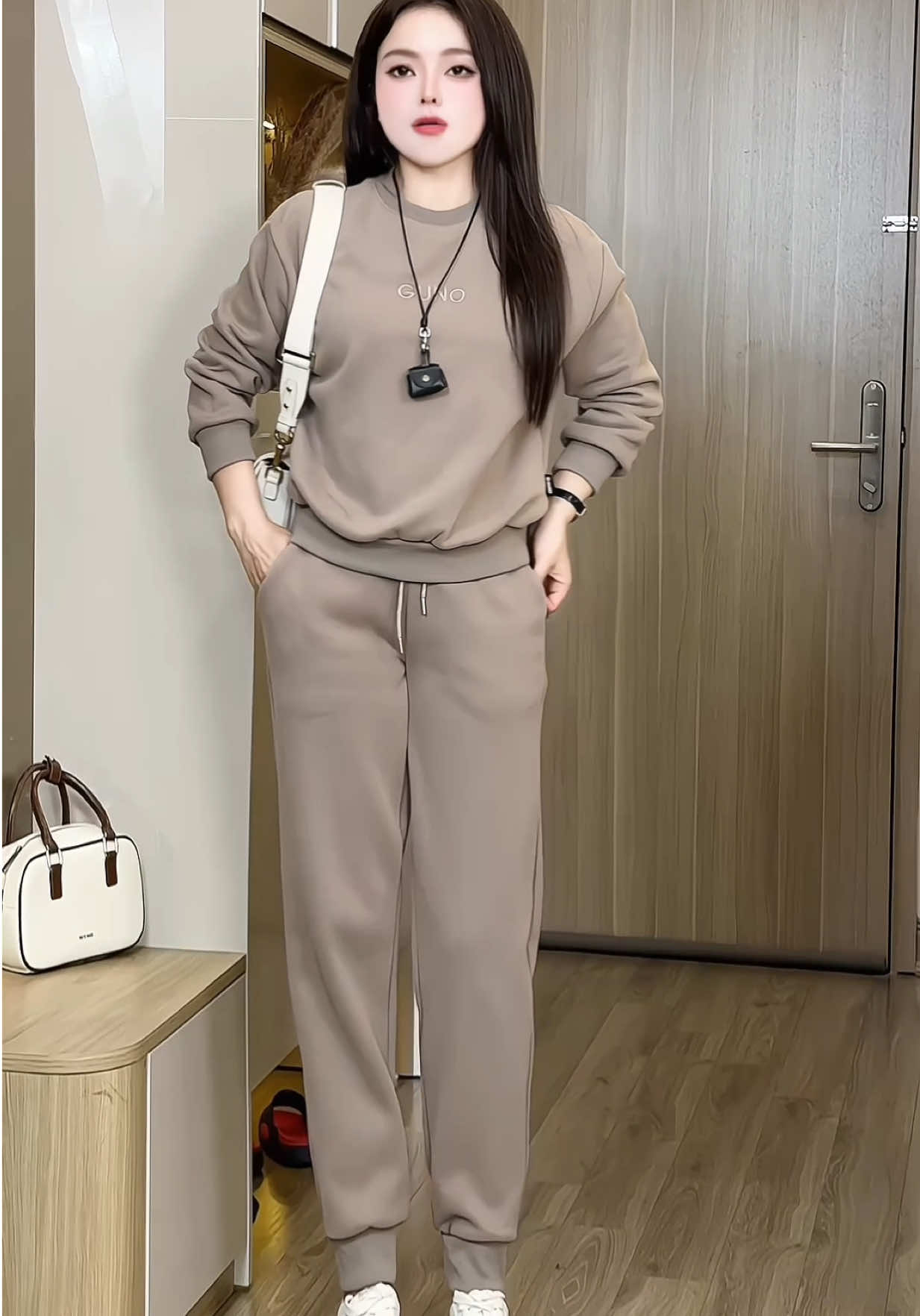 Set bộ nỉ lót nhung Guno xịn sò thêu cao cấp diện thu đông vừa ấm vừa xinh  #setbo #setboxinh #setbonu #bonilotlong #setboni