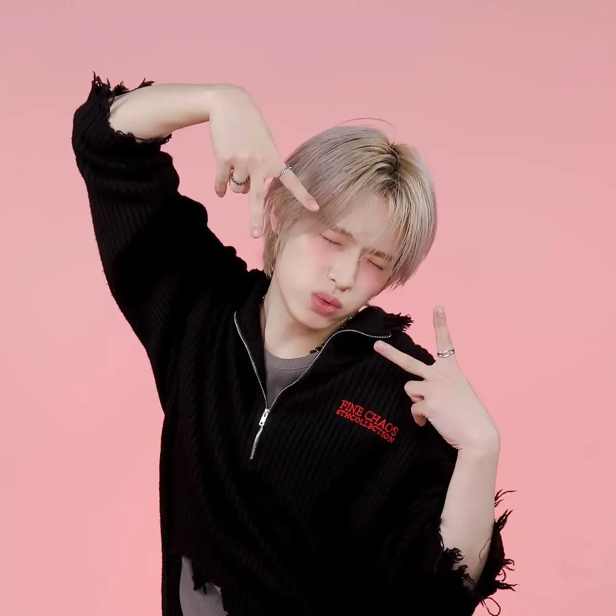 NYAAAA 🐣 #gaon #jiseok #xdinaryheroes #fypシ゚ 