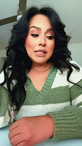 I SHOULD be, but I’m NOT. #gordafeayarrugada #perfectlyimperfect #orange #humor #shouldbebutimnot