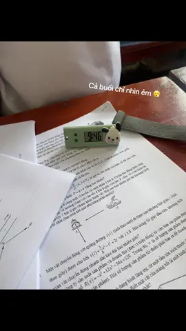 xinh yêu chưa nè . Đồng hồ mini đó 😝#donghomini #mockhoa #dinhnockichtran #xh #học_sinh 