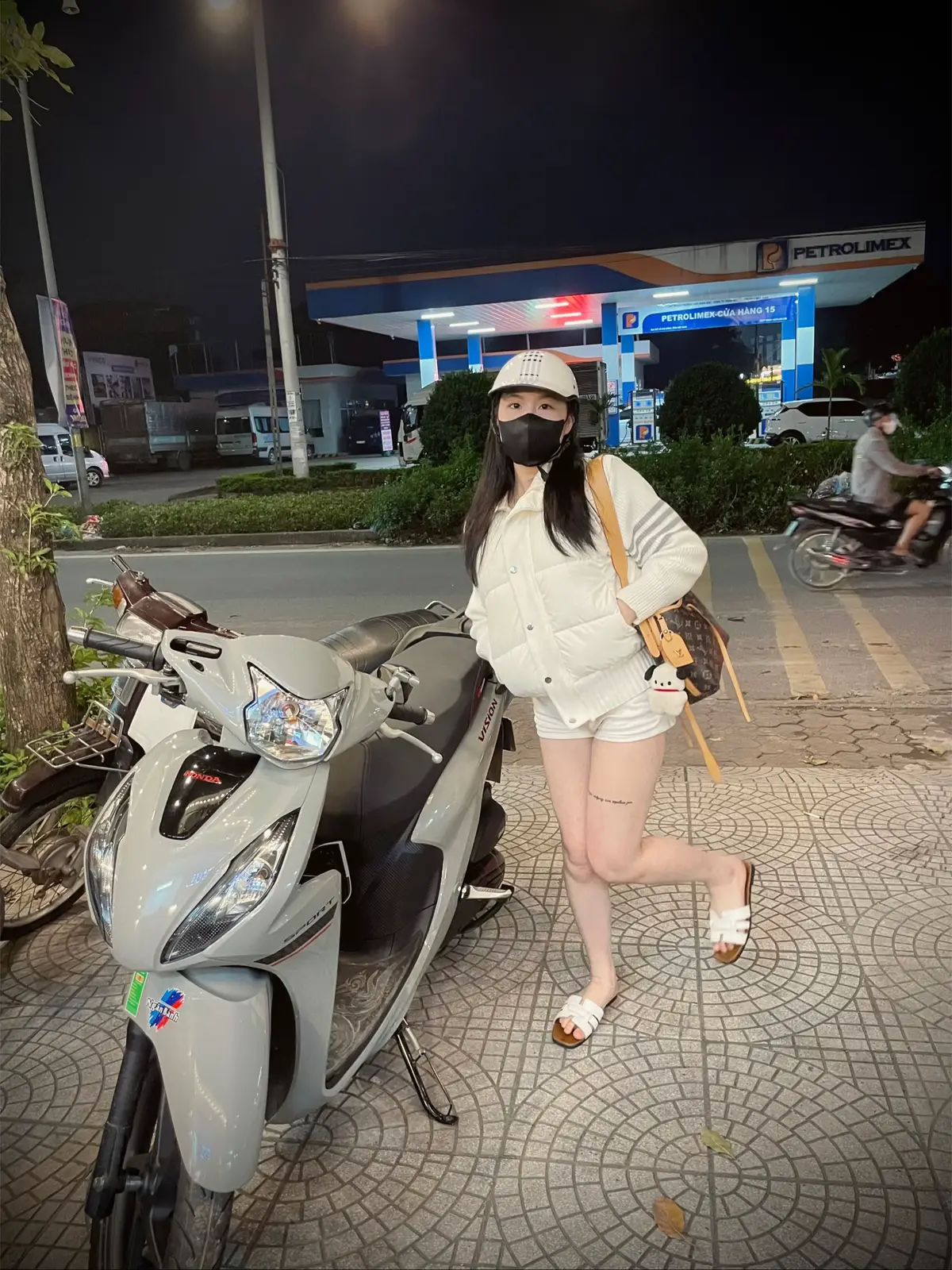 Xe nào cũng được ôm mà phải không?#xh 