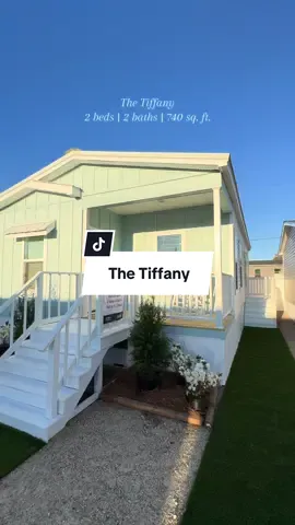 The Tiffany brings the beachy cottage vibes all year long 🌴🦀🐚 #claytonhomes #manufacturedhomes #tinyhome #tinyhousetour #beachhouse 