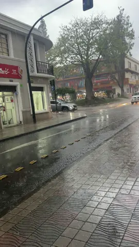 Ful lluvia en ciudad de Loja 🥶🥶🥶#viralvideo 