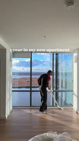 One year in still feels good walking into peace every night 🤎✨ #interiordesign #homedecor #apartmentdecor #explorer 