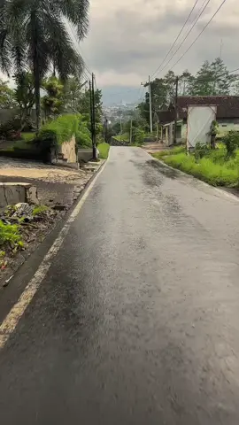 Kek ono kata” dewe sam! #kotamalang #kedungkandang #malangafterrain #malangkota #kotadingin 