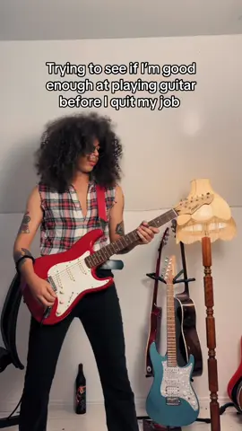 Slosh #guitar #guitarist #80srock #slash #gunsnroses 