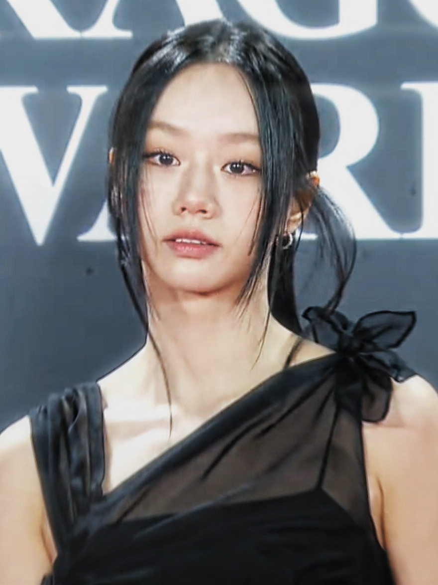 black and white 🖤🤍 || #hyeri #leehyeri #girlsday #edit #fyp 